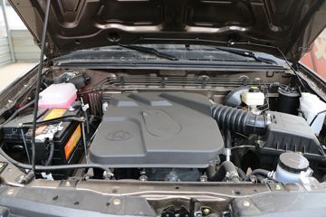 �������� ����F30 2016�� ���ʰ� 1.5L���� 112���� �����˫��Ƥ��ͼƬ