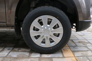 �������� ����F30 2016�� ���ʰ� 1.5L���� 112���� �����˫��Ƥ��ͼƬ