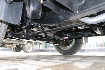 �������� ����F30 2016�� ���ʰ� 1.5L���� 112���� �����˫��Ƥ��ͼƬ