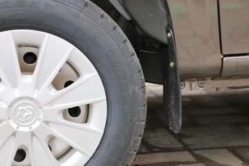 �������� ����F30 2016�� ���ʰ� 1.5L���� 112���� �����˫��Ƥ��ͼƬ