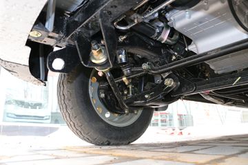 �������� ����F30 2016�� ���ʰ� 1.5L���� 112���� �����˫��Ƥ��ͼƬ