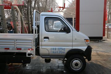 �������� ����T20 ��׼�� 1.5L 112���� ���� 3.3�׵�������΢��(SC1035DCGB5)ͼƬ