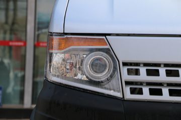 �������� ����T20 ��׼�� 1.5L 112���� ���� 3.3�׵�������΢��(SC1035DCGB5)ͼƬ