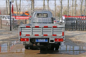 �������� ����T20 ��׼�� 1.5L 112���� ���� 3.3�׵�������΢��(SC1035DCGB5)ͼƬ