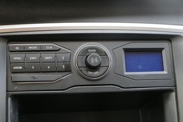 �������� ����T20 ��׼�� 1.5L 112���� ���� 3.3�׵�������΢��(SC1035DCGB5)ͼƬ