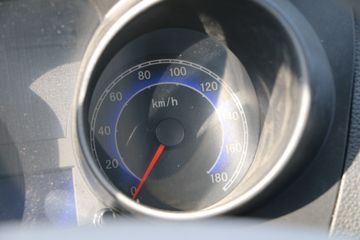 �������� ����T20 ��׼�� 1.5L 112���� ���� 3.3�׵�������΢��(SC1035DCGB5)ͼƬ