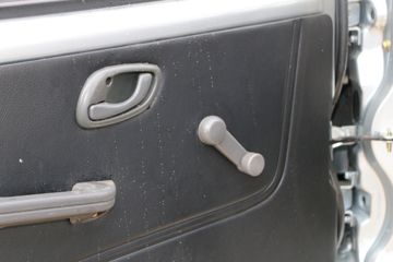 �������� ����T20 ��׼�� 1.5L 112���� ���� 3.3�׵�������΢��(SC1035DCGB5)ͼƬ