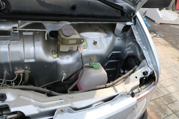 �������� ����T20 ��׼�� 1.5L 112���� ���� 3.3�׵�������΢��(SC1035DCGB5)ͼƬ