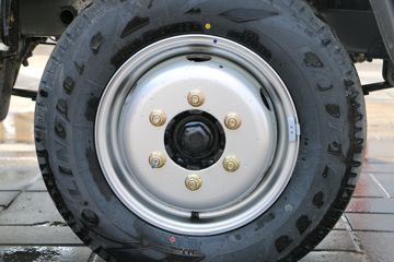 �������� ����T20 ��׼�� 1.5L 112���� ���� 3.3�׵�������΢��(SC1035DCGB5)ͼƬ