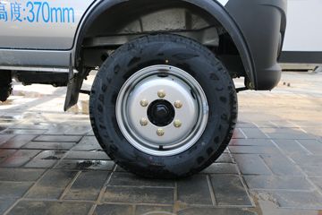 �������� ����T20 ��׼�� 1.5L 112���� ���� 3.3�׵�������΢��(SC1035DCGB5)ͼƬ