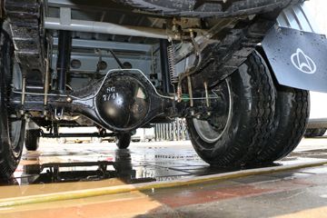 �������� ����T20 ��׼�� 1.5L 112���� ���� 3.3�׵�������΢��(SC1035DCGB5)ͼƬ