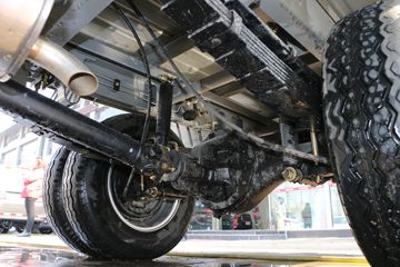 �������� ����T20 ��׼�� 1.5L 112���� ���� 3.3�׵�������΢��(SC1035DCGB5)ͼƬ