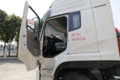 东风商用车 天龙重卡 340马力 4X2牵引车(DFH4180A)
