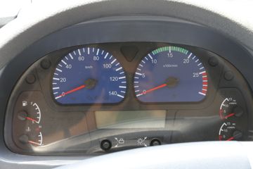 �������ó� ����п� 245���� 4X2�ۿ�ǣ����(�ٱ�3.909)(DFH4180B)ͼƬ