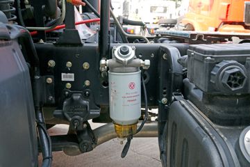 �������ó� ����п� 245���� 4X2�ۿ�ǣ����(�ٱ�3.909)(DFH4180B)ͼƬ