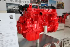 福田康明斯ISGe5-460 460马力 12L 国五 柴油发动机