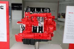 福田康明斯ISF3.8s5154 154马力 3.8L 国五 柴油发动机