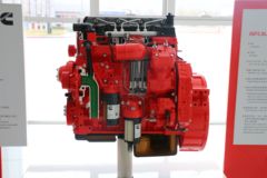福田康明斯ISF3.8s5154 154马力 3.8L 国五 柴油发动机