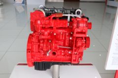 福田康明斯ISF2.8s5F148 148马力 2.8L 国五 柴油发动机
