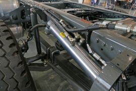 HOWO T7H&nbsp;载货车底盘                                                图片