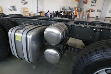 �й����� HOWO T7H�ؿ� 440���� 10X4 �ػ�������(������)ͼƬ