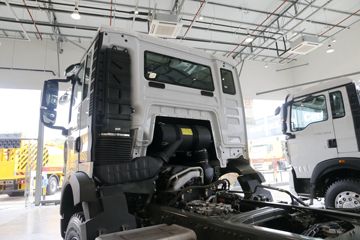 �й����� HOWO T7H�ؿ� 440���� 10X4 �ػ�������(������)ͼƬ