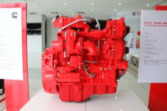 福田康明斯ISF4.5 210马力 4.5L 国六 柴油发动机
