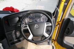 中国重汽 HOWO T5G 290马力 4X2 16吨洗街车(港版)(ZZ5187N431GF5R) 中国重汽 HOWO T5G 290马力 4X2 16吨洗街车(港版)(ZZ5187N431GF5R)