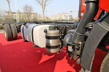 һ����� J6L�п� �ʻݰ� 220���� 4X2 6.75�������ػ�������(CA1180P62K1L4E5)ͼƬ