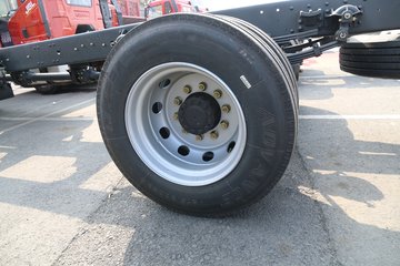 һ����� J6L�п� �ʻݰ� 220���� 4X2 6.75�������ػ�������(CA1180P62K1L4E5)ͼƬ