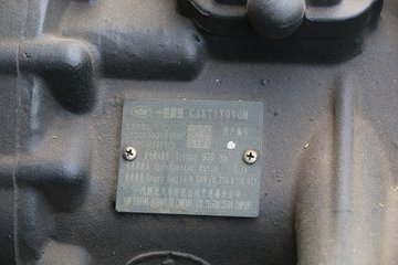 һ����� J6L�п� �ʻݰ� 220���� 4X2 6.75�������ػ�������(CA1180P62K1L4E5)ͼƬ