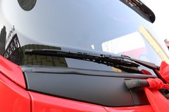 一汽解放 J6L中卡 质慧版 180马力 4X2 6.75米栏板载货车(CA1180P62K1L4E5)