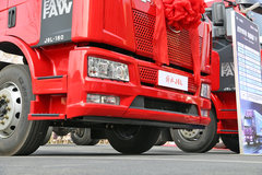 一汽解放 J6L中卡 质慧版 180马力 4X2 6.75米栏板载货车(CA1180P62K1L4E5)