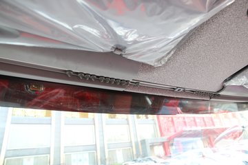 һ����� J6L�п� �ʻ۰� 180���� 4X2 6.75�������ػ���ͼƬ