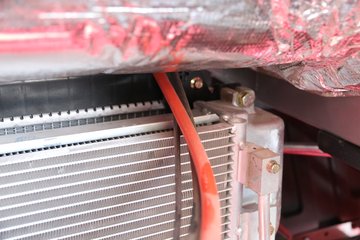 һ����� J6L�п� �ʻ۰� 180���� 4X2 6.75�������ػ���ͼƬ