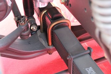 һ����� J6L�п� �ʻ۰� 180���� 4X2 6.75�������ػ���ͼƬ