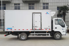 庆铃 五十铃600P 130马力 4X2 4.35米冷藏车(康飞牌)(KFT5073XLC51)