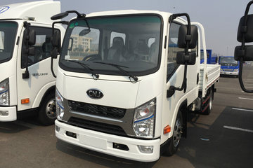 南骏汽车 瑞吉 87马力 3.1米双排栏板轻卡(NJA1040ESE33V)