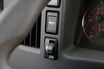 ���� ����V9L 170���� 7.8����ʽ�ػ���(HFC5181XXYP3K1A57S6V)ͼƬ