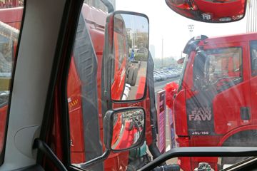 һ����� J6L�п� 2018�� �ʻݰ� 220���� 4X2 6.75�������ػ���(CA1180P62K1L4E5)ͼƬ