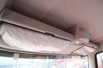 һ����� J6L�п� 2018�� �ʻݰ� 220���� 4X2 6.75�������ػ���(CA1180P62K1L4E5)ͼƬ