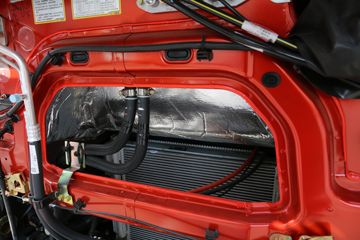 һ����� J6L�п� 2018�� �ʻݰ� 220���� 4X2 6.75�������ػ���(CA1180P62K1L4E5)ͼƬ