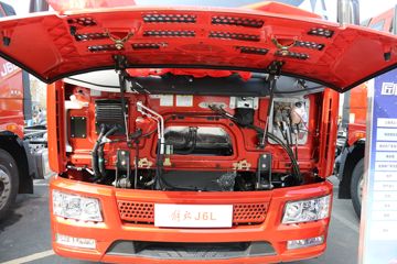 һ����� J6L�п� 2018�� �ʻݰ� 220���� 4X2 6.75�������ػ���(CA1180P62K1L4E5)ͼƬ