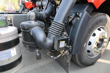 һ����� J6L�п� 2018�� �ʻݰ� 220���� 4X2 6.75�������ػ���(CA1180P62K1L4E5)ͼƬ