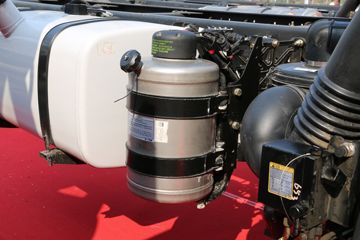 һ����� J6L�п� 2018�� �ʻݰ� 220���� 4X2 6.75�������ػ���(CA1180P62K1L4E5)ͼƬ