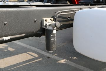 һ����� J6L�п� 2018�� �ʻݰ� 220���� 4X2 6.75�������ػ���(CA1180P62K1L4E5)ͼƬ