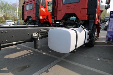 һ����� J6L�п� 2018�� �ʻݰ� 220���� 4X2 6.75�������ػ���(CA1180P62K1L4E5)ͼƬ