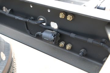 һ����� J6L�п� 2018�� �ʻݰ� 220���� 4X2 6.75�������ػ���(CA1180P62K1L4E5)ͼƬ