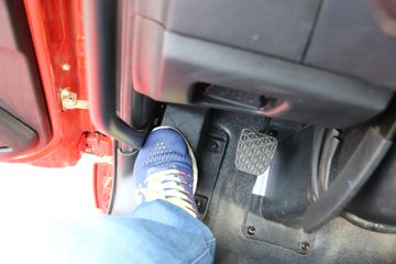 һ����� J6L�п� 2018�� �ʻݰ� 180���� 4X2 6.75�������ػ���(CA1180P62K1L4E5)ͼƬ