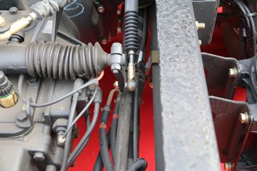 һ����� J6L�п� 2018�� �ʻݰ� 180���� 4X2 6.75�������ػ���(CA1180P62K1L4E5)ͼƬ